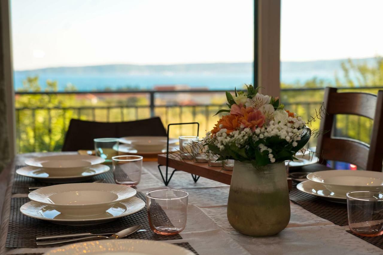 Home Away From Home With Outdoor Pool, Botanical Garden And A Beautiful Sea View Kastela Exterior photo